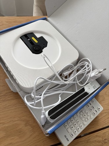 Wall mounted player - cd,